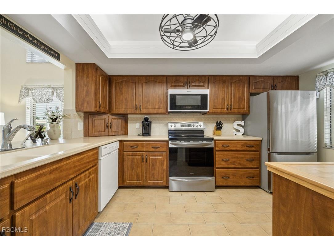 13322 Oak Hill Loop Fort Myers FL 33912 2025007539 image10