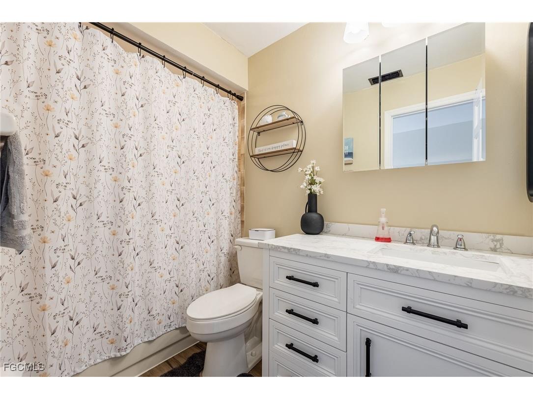 13322 Oak Hill Loop Fort Myers FL 33912 2025007539 image26