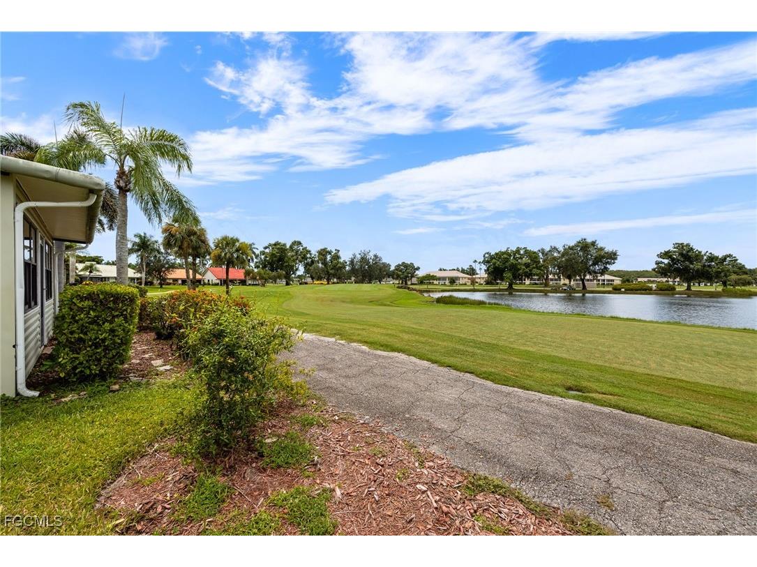 13322 Oak Hill Loop Fort Myers FL 33912 2025007539 image34