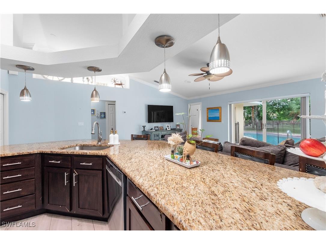 1333 20th Avenue NE Naples FL 34120 225071089 image11