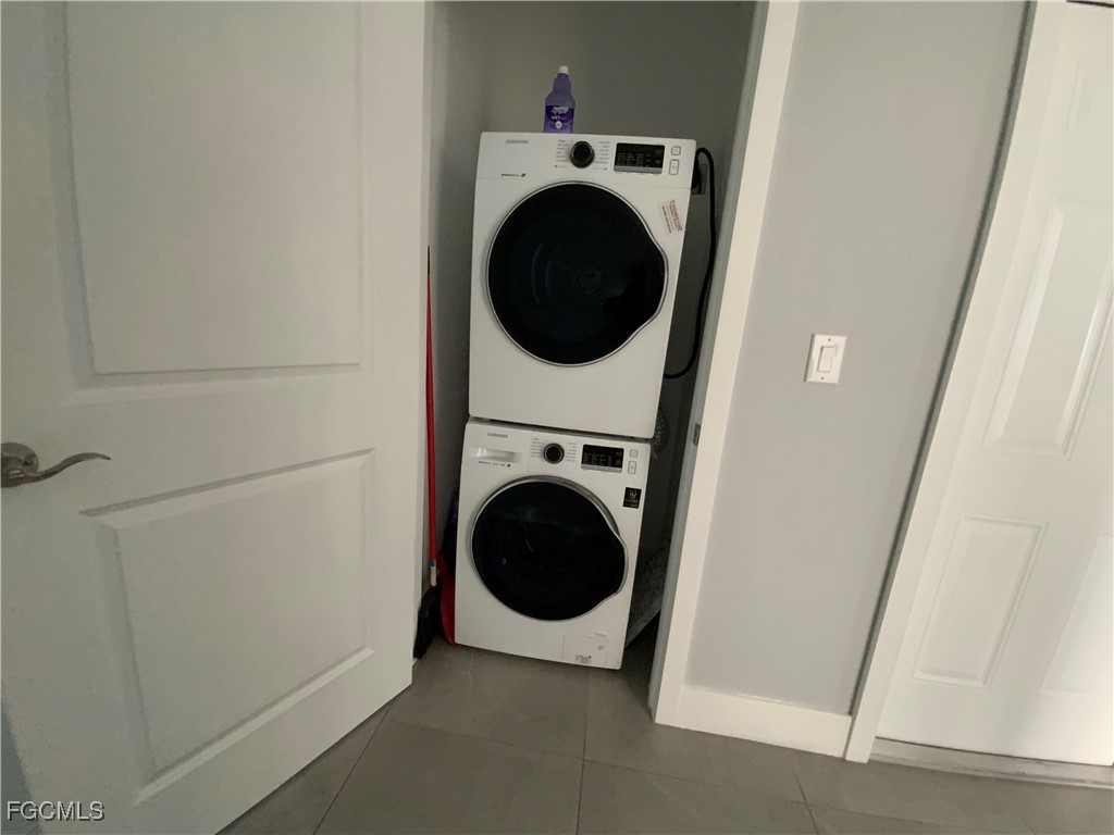 1331/1333 NE 15th Lane Cape Coral FL 33909 2025008219 image21