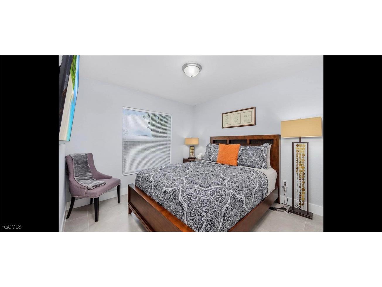 1331/1333 NE 15th Lane Cape Coral FL 33909 2025008219 image22