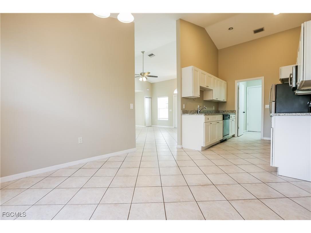 1333 Roosevelt Drive Venice FL 34293 2025005041 image4