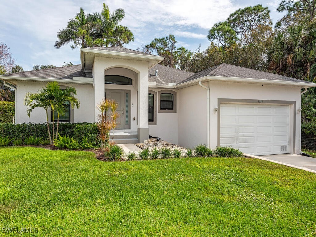 1334 Center Lane Naples FL 34110 225043418 image1
