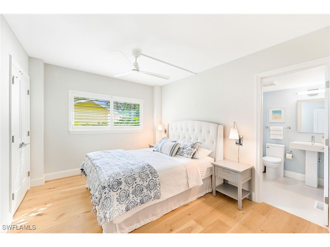 1334 Crayton Road #1 Naples FL 34102 225069304 image16