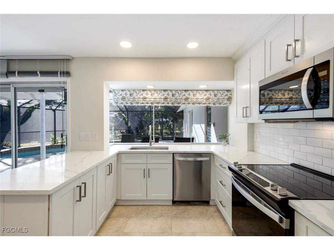 1334 Vesper Drive Fort Myers FL 33901 2025026140 image1