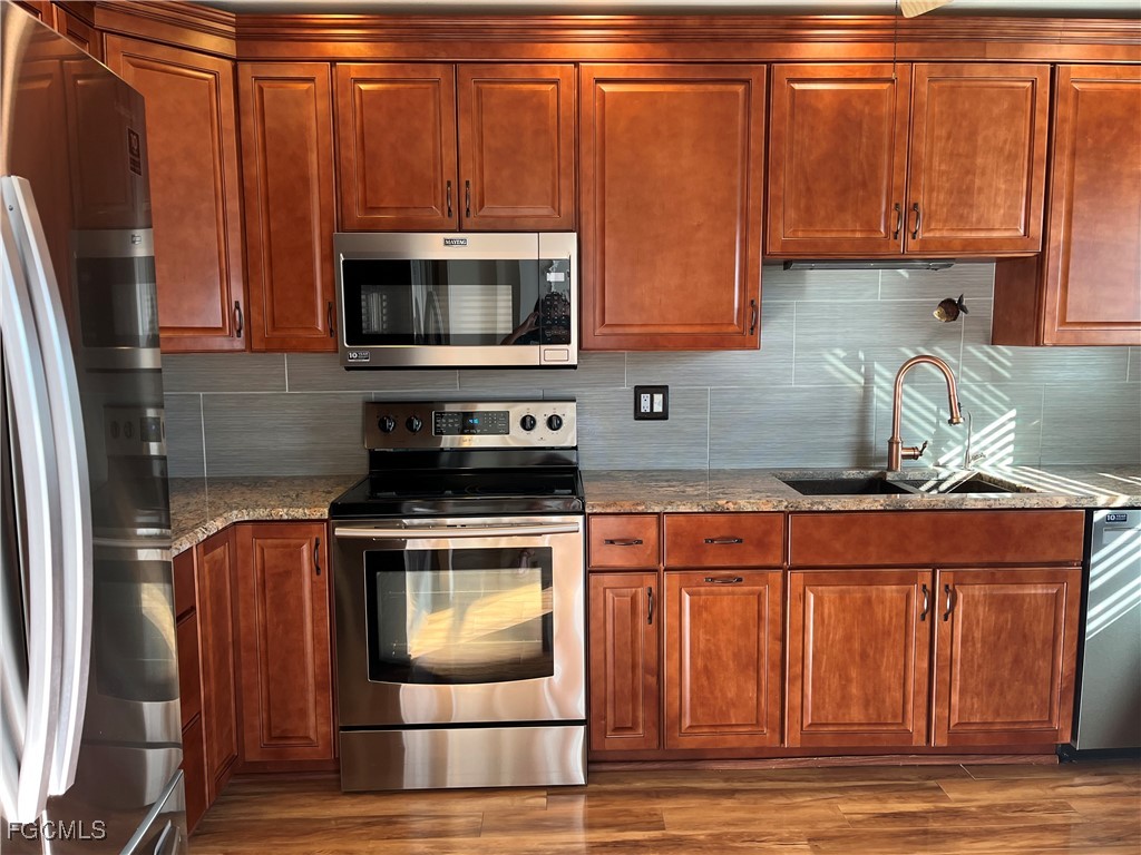 1335 Broadwater Drive Fort Myers FL 33919 2026000696 image5