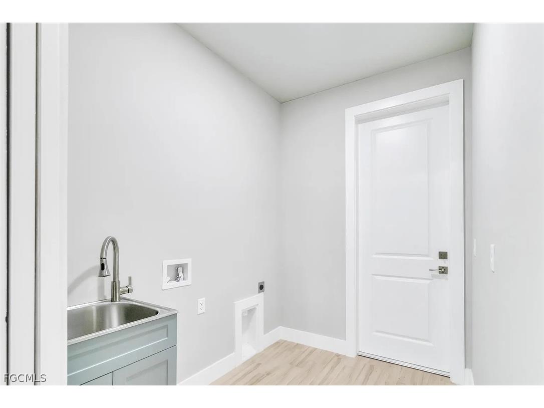 1335 NW 3rd Terrace Cape Coral FL 33993 2026006096 image10