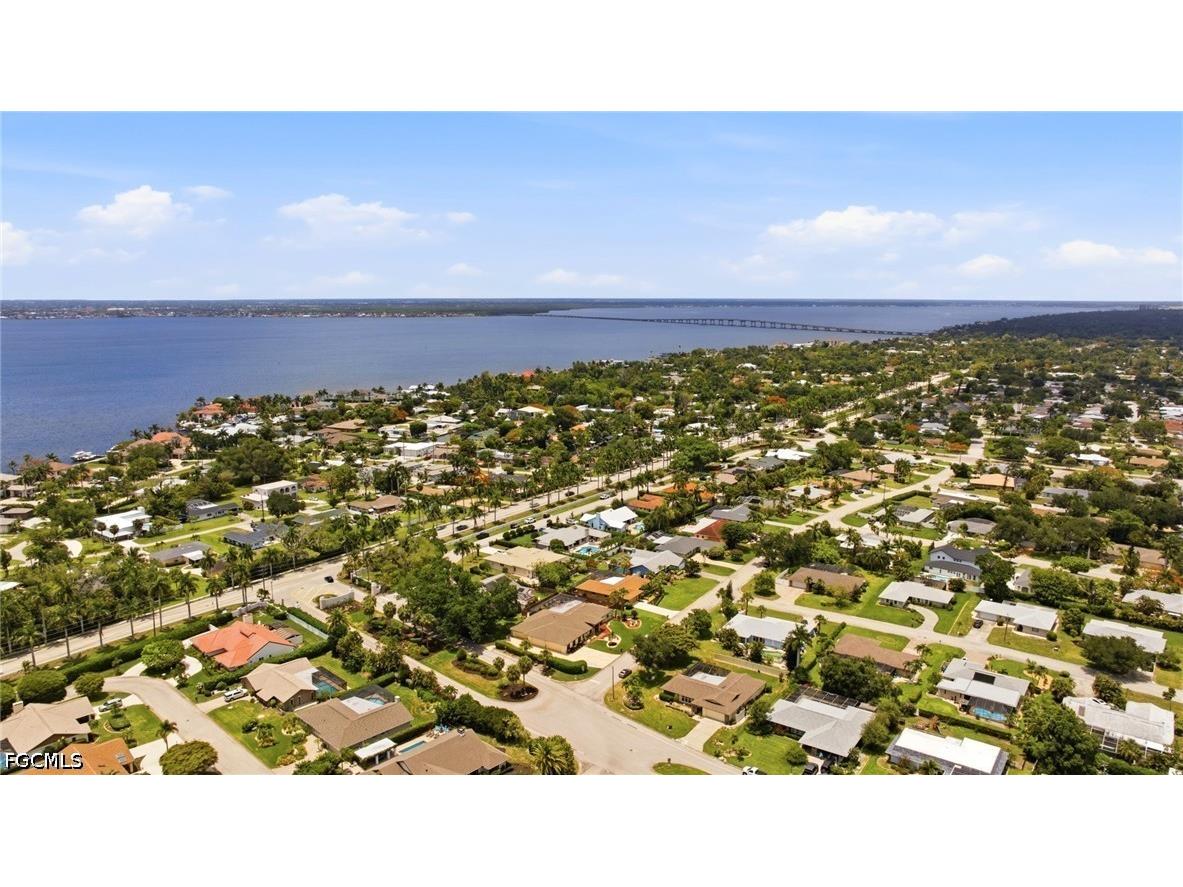 1335 Whiskey Creek Drive Fort Myers FL 33919 2026023518 image3