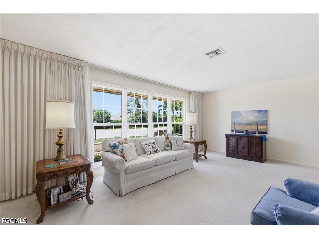 1335 Whiskey Creek Drive Fort Myers FL 33919 2026023518 image8