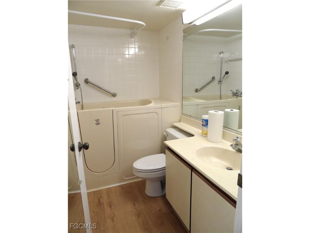 13351 Greengate Boulevard #418 Fort Myers FL 33919 2025023026 image10