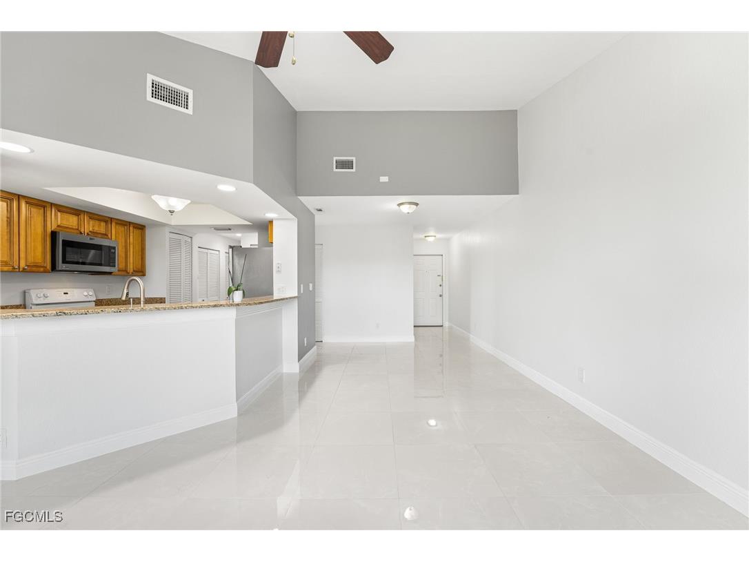 13351 Greengate Boulevard #421 Fort Myers FL 33919 2025002849 image11