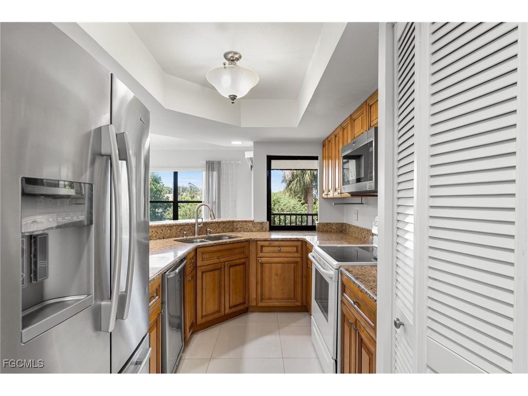 13351 Greengate Boulevard #421 Fort Myers FL 33919 2025002849 image14