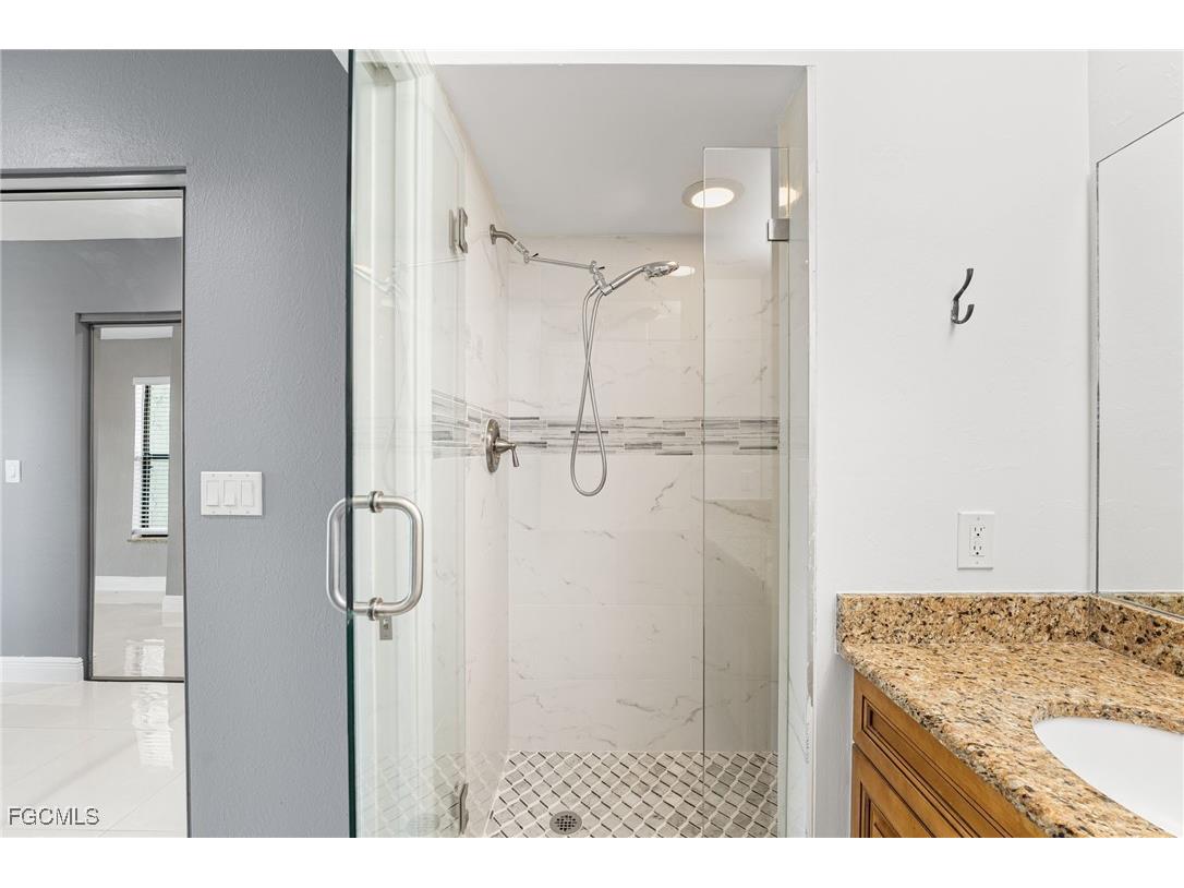 13351 Greengate Boulevard #421 Fort Myers FL 33919 2025002849 image21