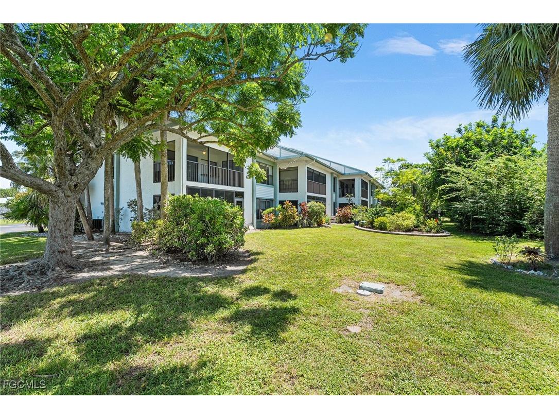 13351 Greengate Boulevard #421 Fort Myers FL 33919 2025002849 image33