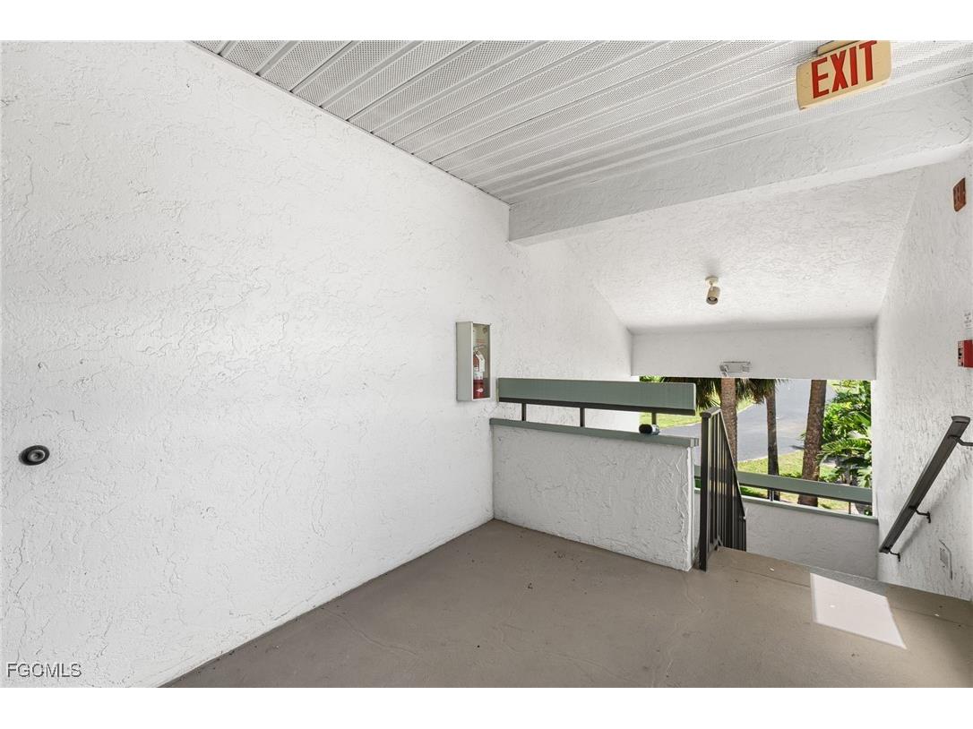 13351 Greengate Boulevard #421 Fort Myers FL 33919 2025002849 image35