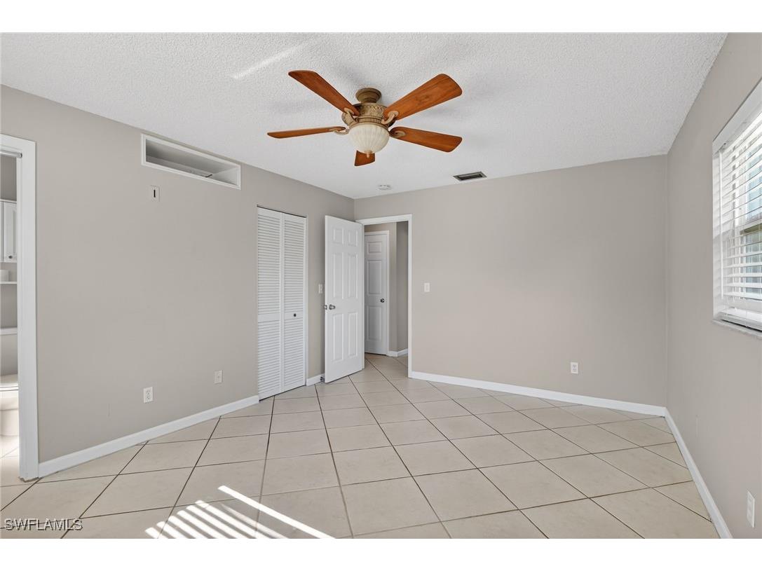 1336 Lake Shore Drive Naples FL 34103 225084990 image17