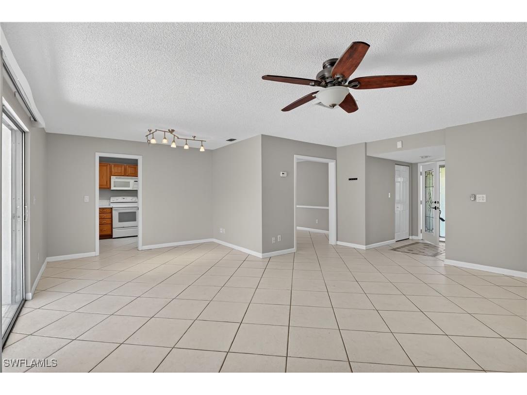 1336 Lake Shore Drive Naples FL 34103 225084990 image4