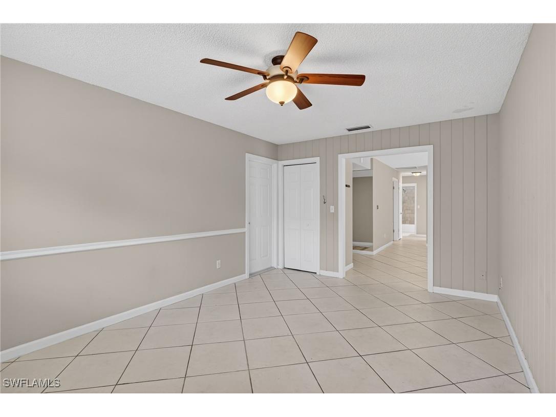 1336 Lake Shore Drive Naples FL 34103 225084990 image8