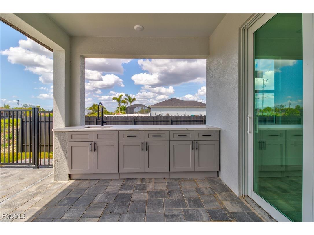 1336 NW 13th Place Cape Coral FL 33993 2025015043 image33