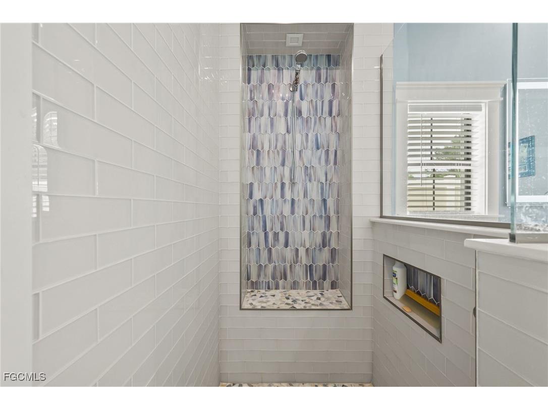 13364 Golden Palms Circle Fort Myers FL 33913 2025006143 image14