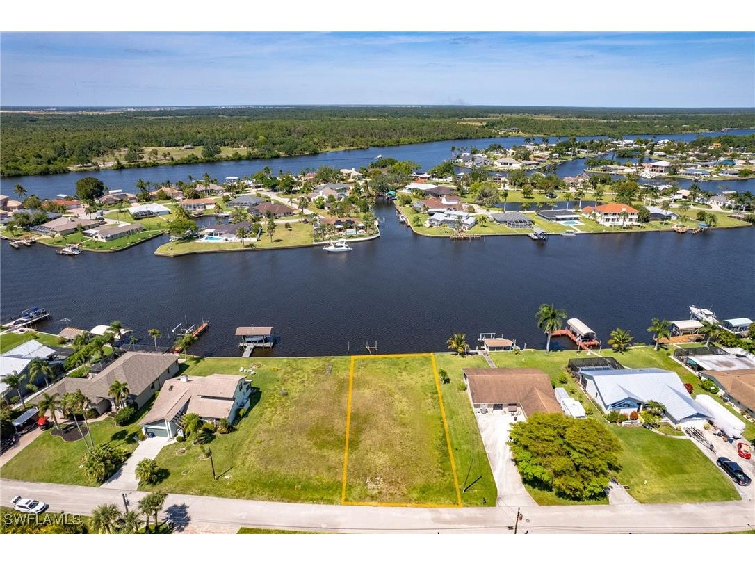 13364 Marquette Boulevard Fort Myers FL 33905 224090761 image4