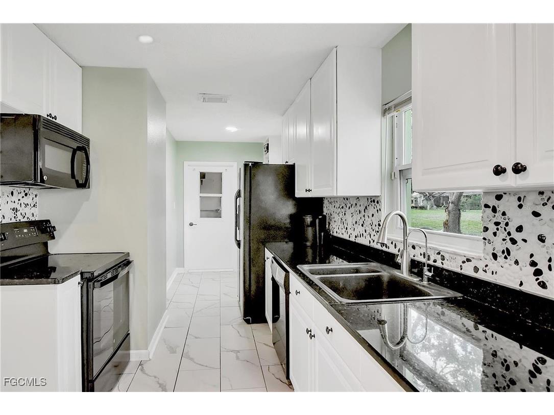 13366 Bronze Avenue Port Charlotte FL 33981 2025006927 image11