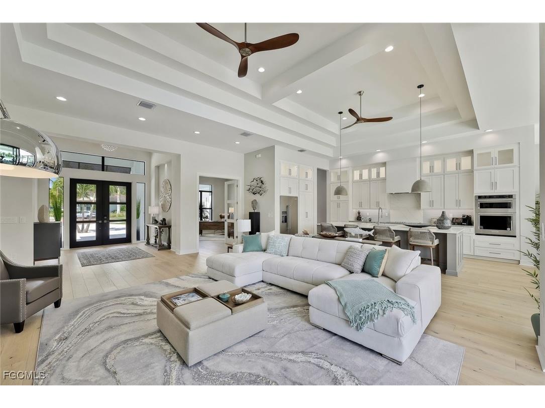 1337 Caloosa Drive Fort Myers FL 33901 2025021038 image8