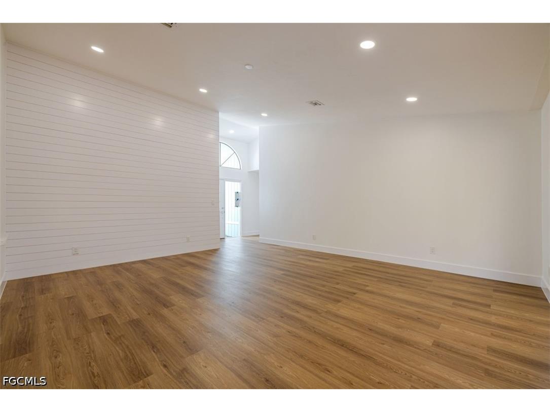 1337 N Alhambra Circle Naples FL 34103 2026018778 image26