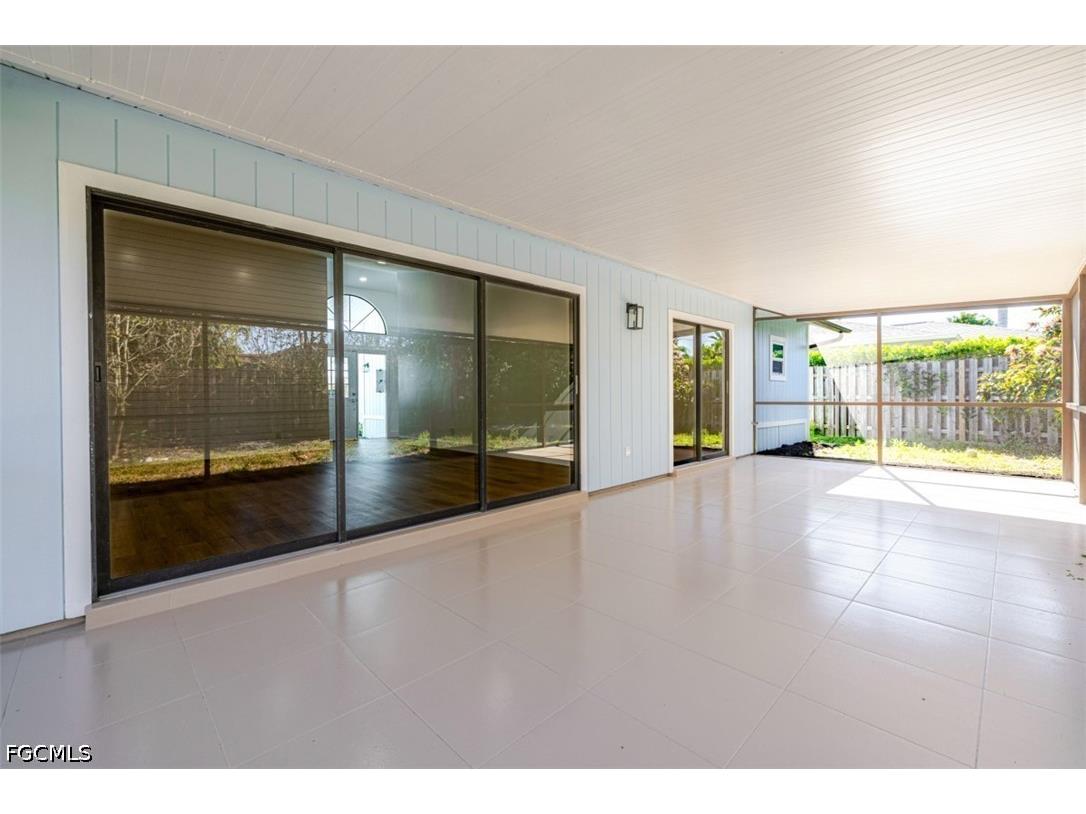 1337 N Alhambra Circle Naples FL 34103 2026018778 image28