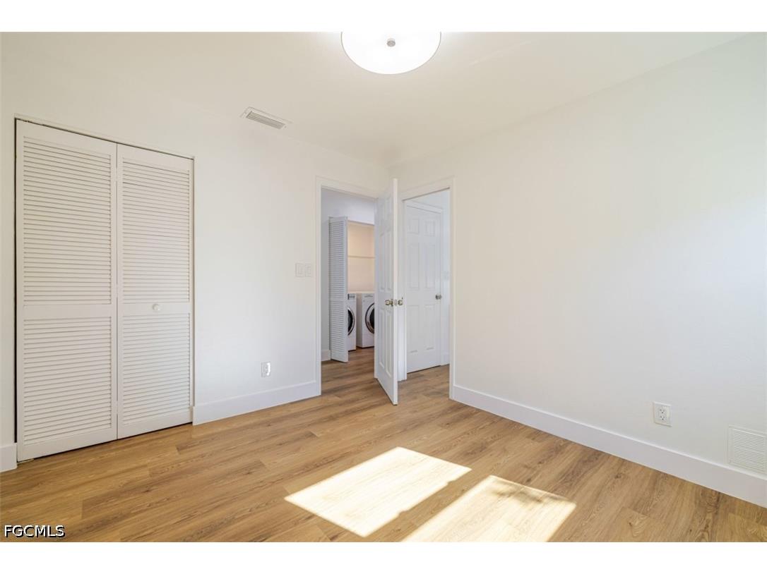 1337 N Alhambra Circle Naples FL 34103 2026018778 image30