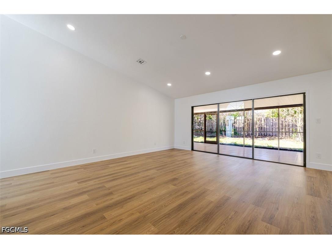 1337 N Alhambra Circle Naples FL 34103 2026018778 image6