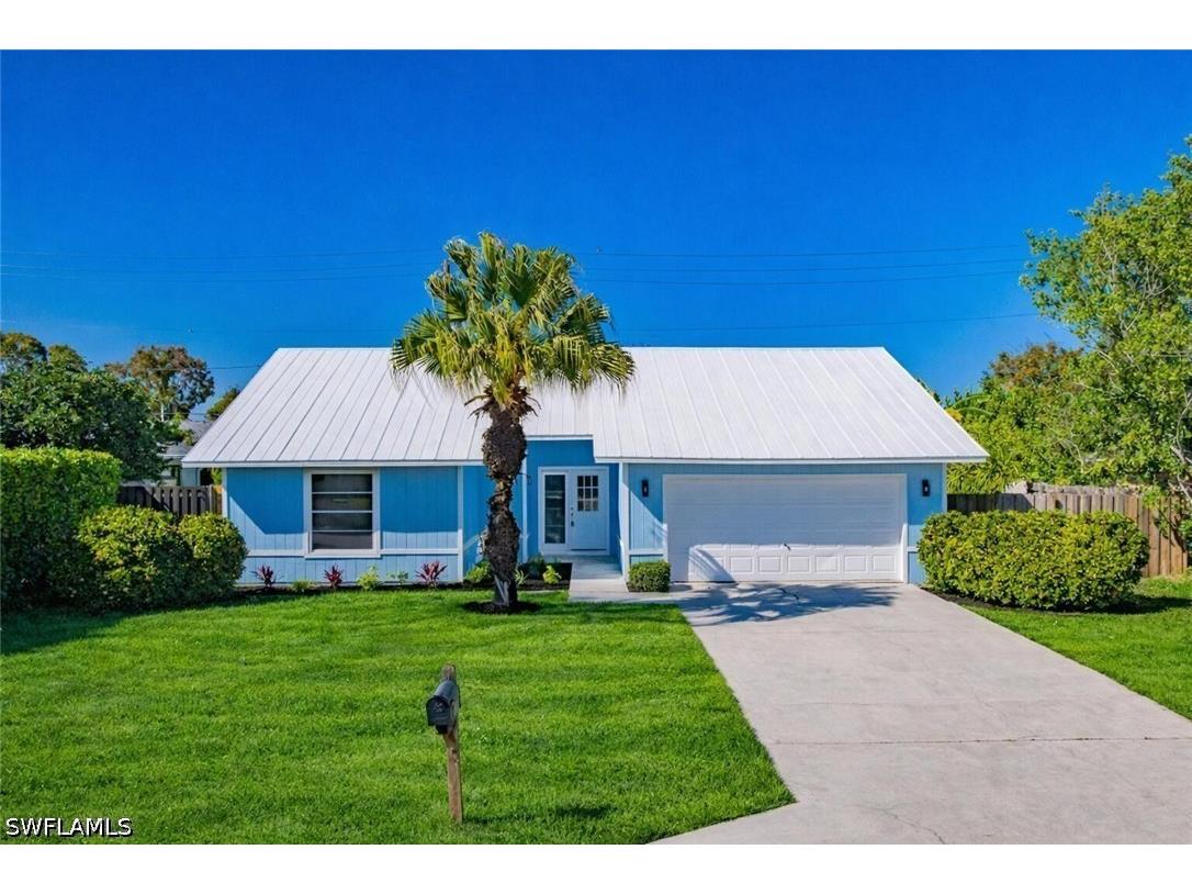 1337 N Alhambra Circle Naples FL 34103 226012857 image1