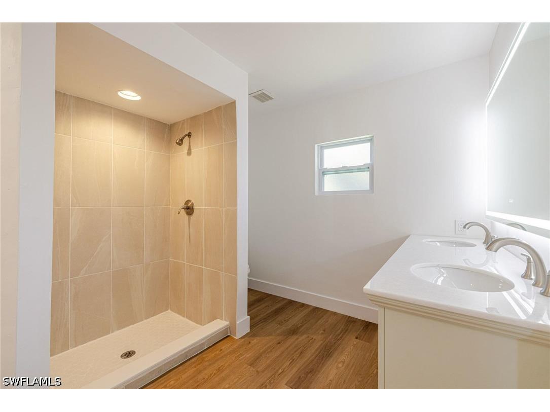 1337 N Alhambra Circle Naples FL 34103 226012857 image20