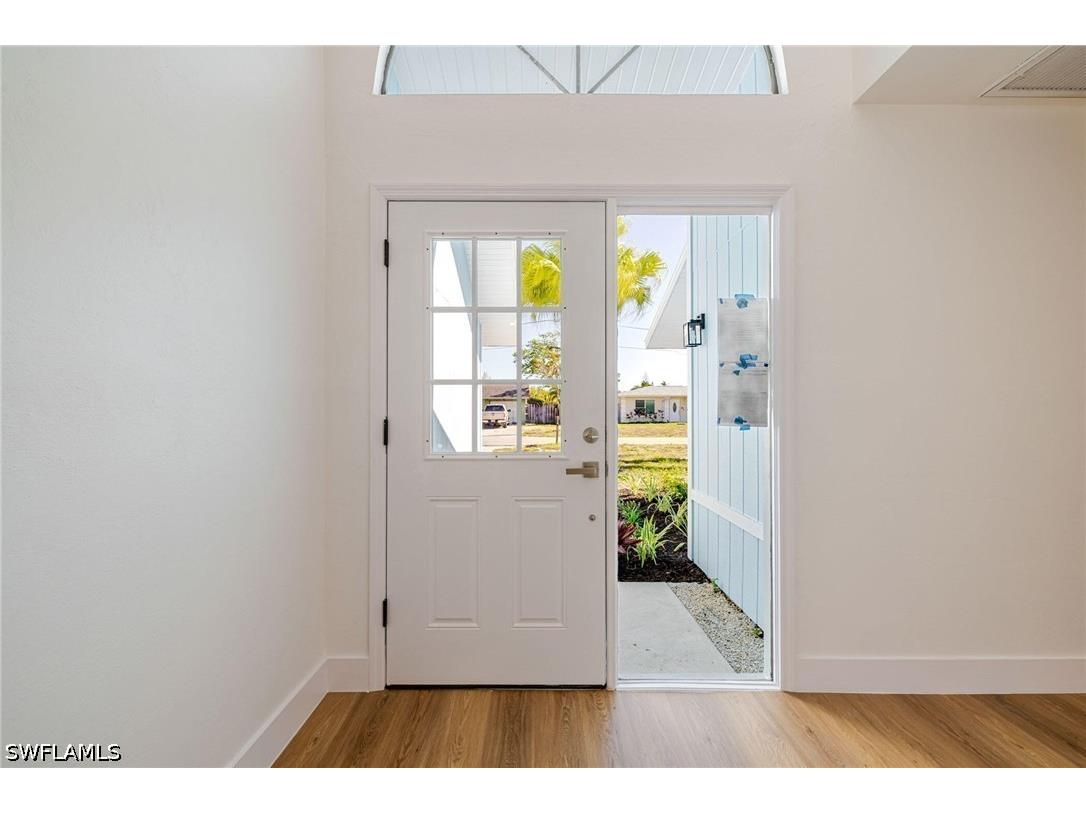 1337 N Alhambra Circle Naples FL 34103 226012857 image8