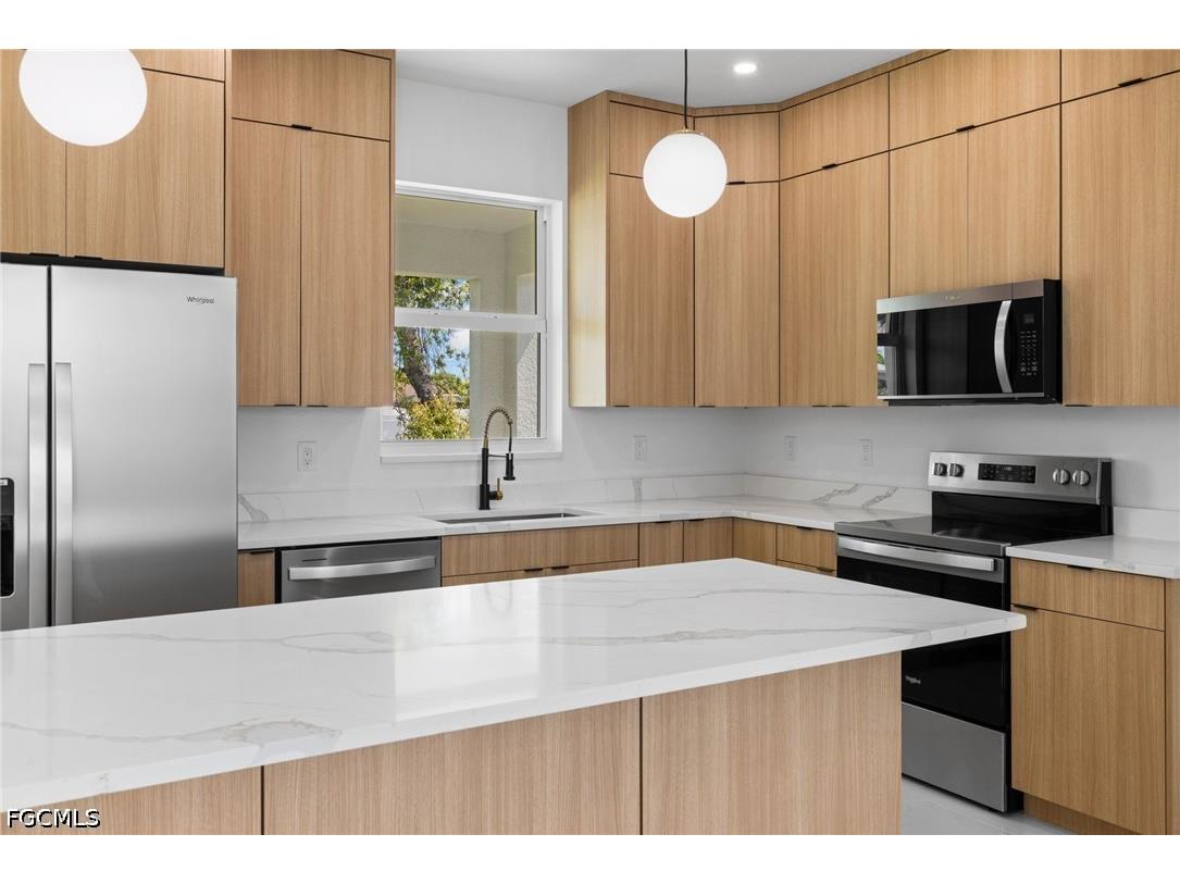 1337 NE 33rd Street Cape Coral FL 33909 2026023298 image18
