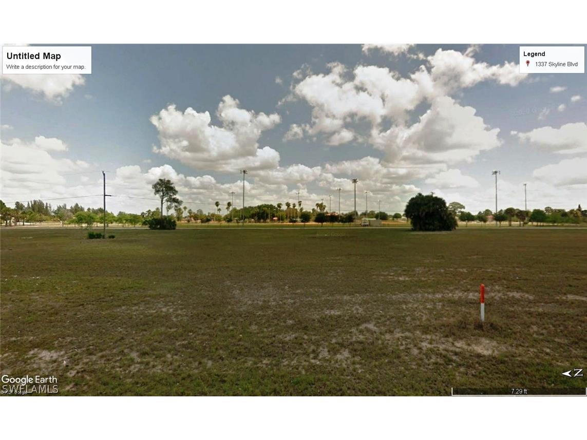 1337 Skyline Boulevard Cape Coral FL 33991 221057438 image1