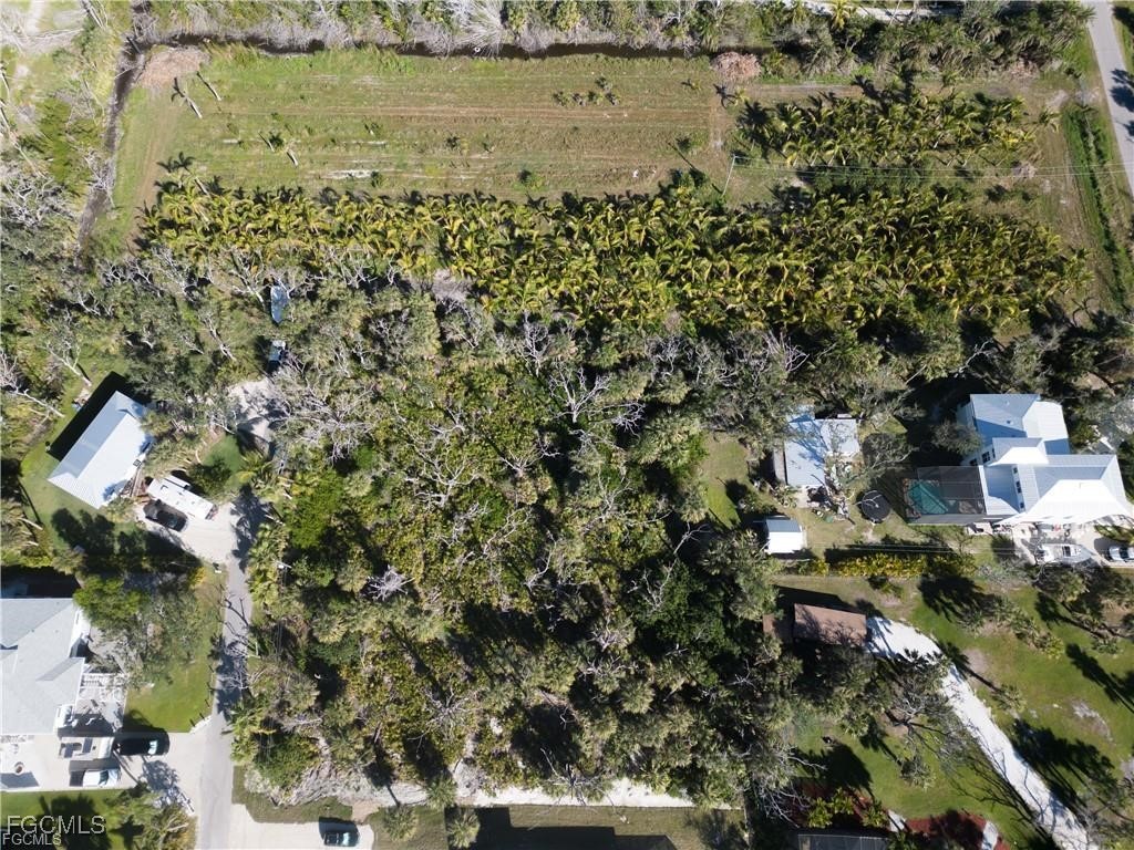 13371 Almond Drive Fort Myers FL 33908 2025024823 image8
