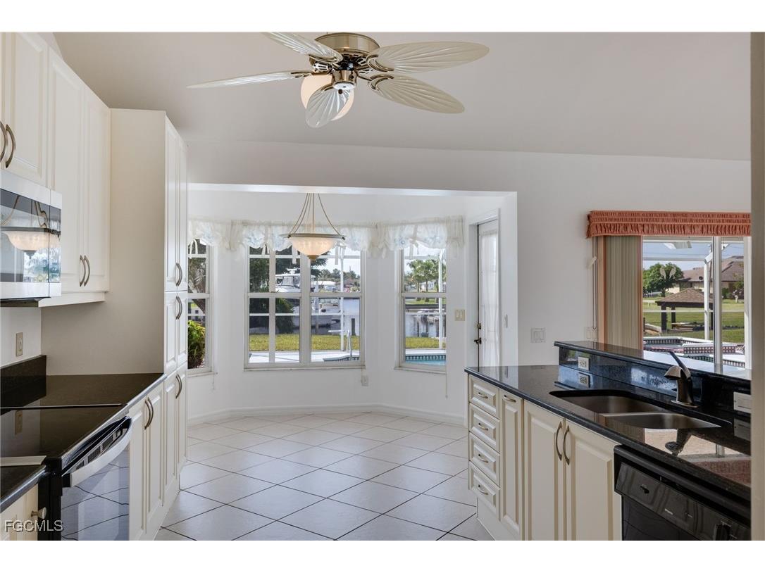 13376 Journeys End Fort Myers FL 33905 2025023159 image10