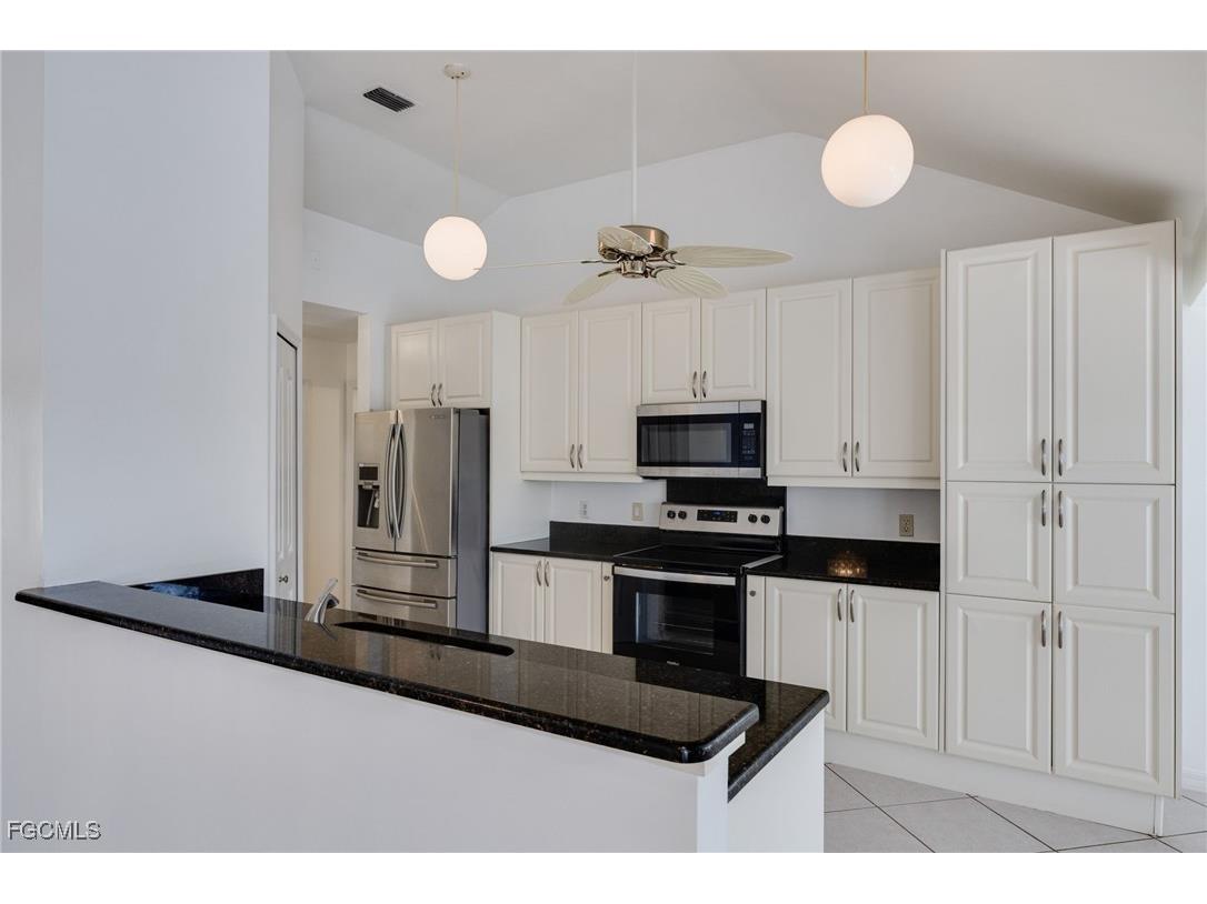 13376 Journeys End Fort Myers FL 33905 2025023159 image8