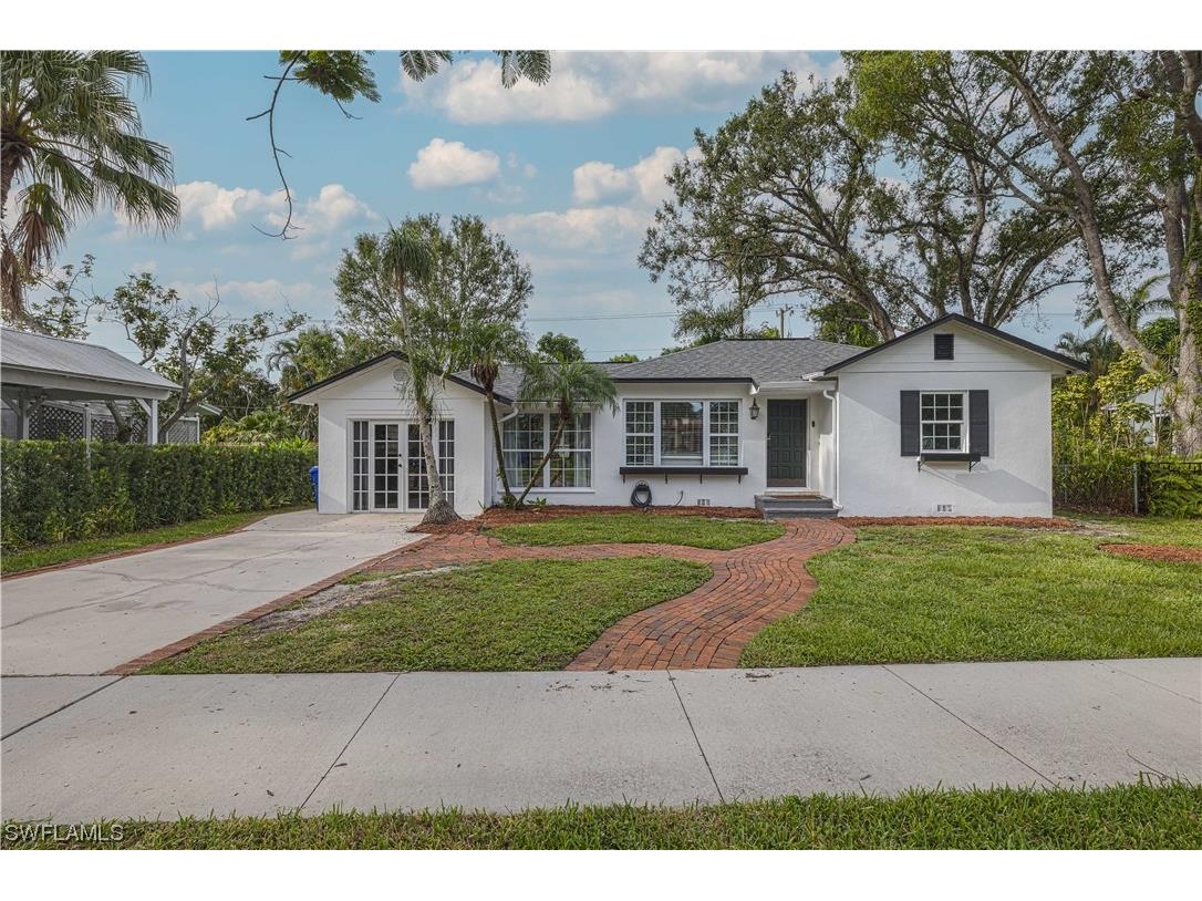 1338 Alcazar Avenue Fort Myers FL 33901 223053749 image1