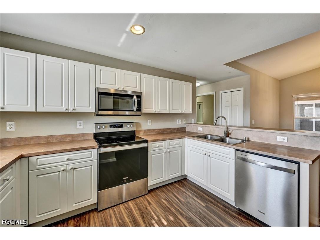 1338 NE 33rd Lane Cape Coral FL 33909 2026022352 image17