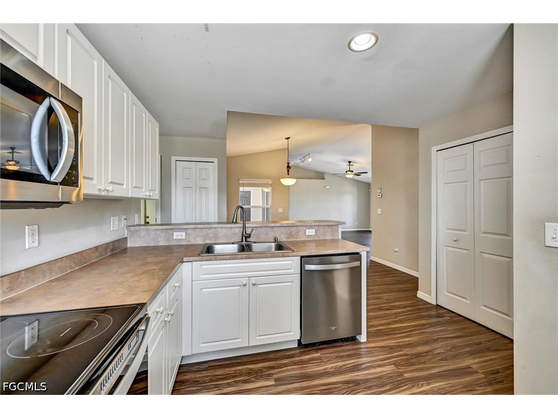 1338 NE 33rd Lane Cape Coral FL 33909 2026022352 image18