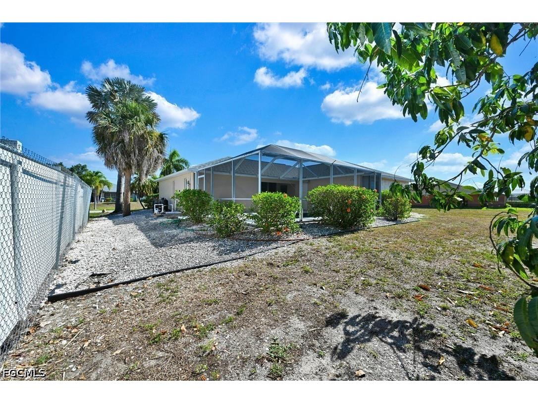 1338 NE 33rd Lane Cape Coral FL 33909 2026022352 image39