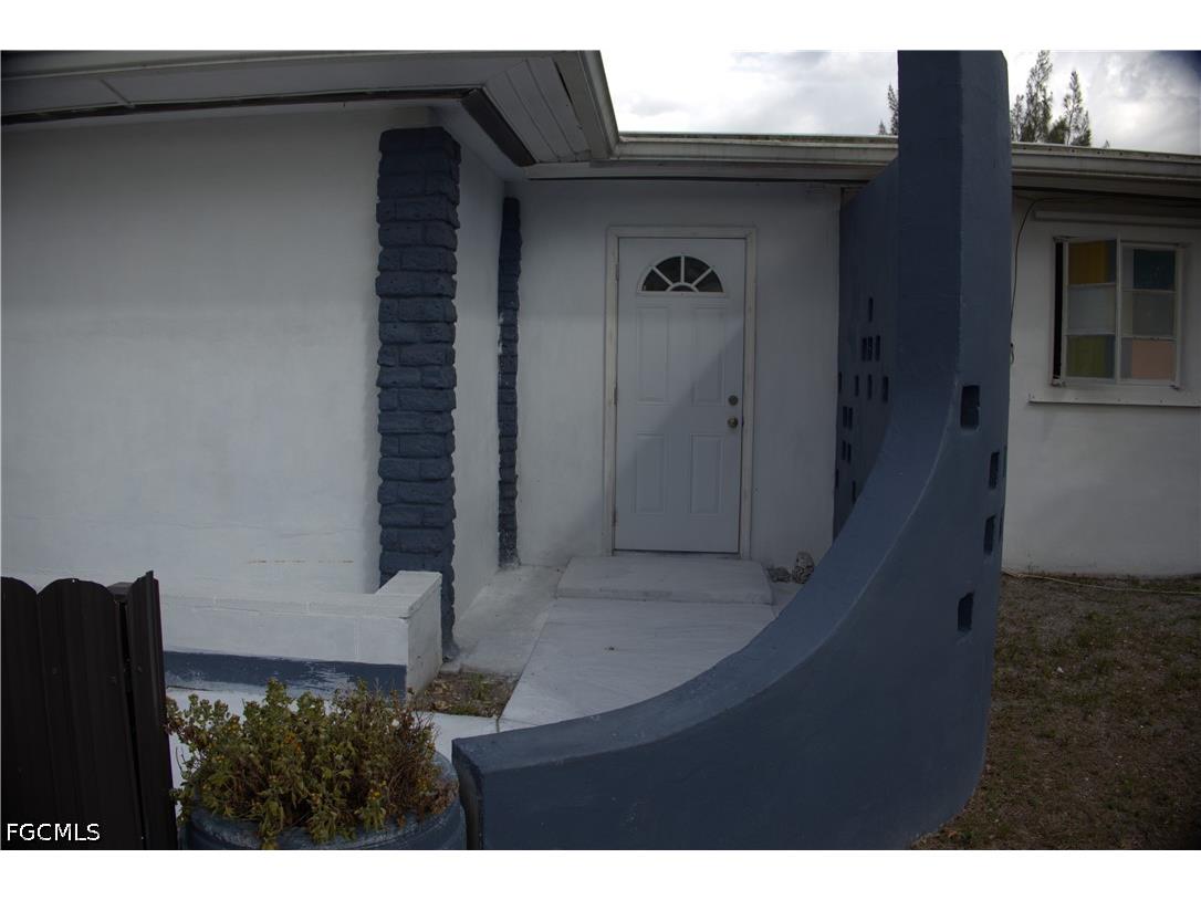1338 Old Bridge Road North Fort Myers FL 33917 2026022022 image18