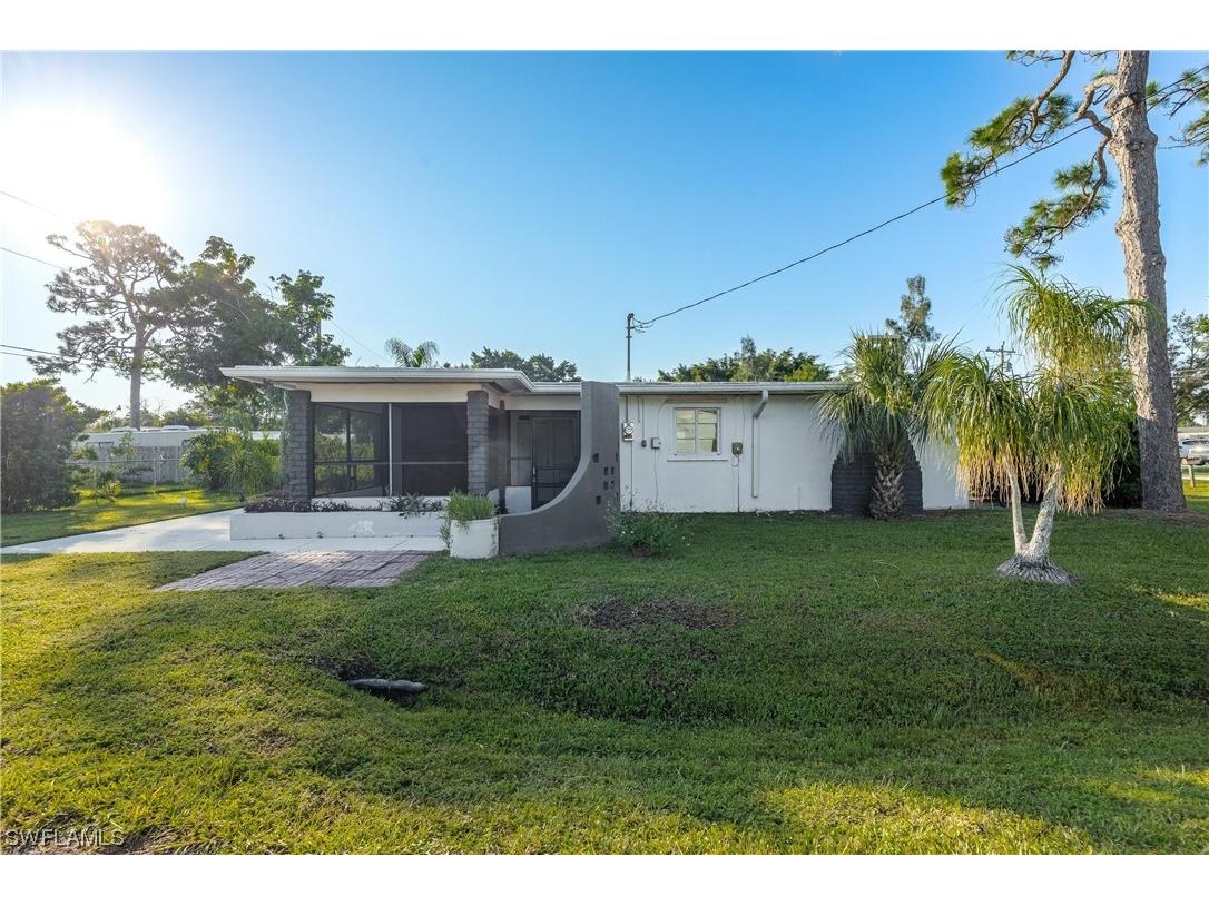 1338 Old Bridge Road North Fort Myers FL 33917 223067014 image1