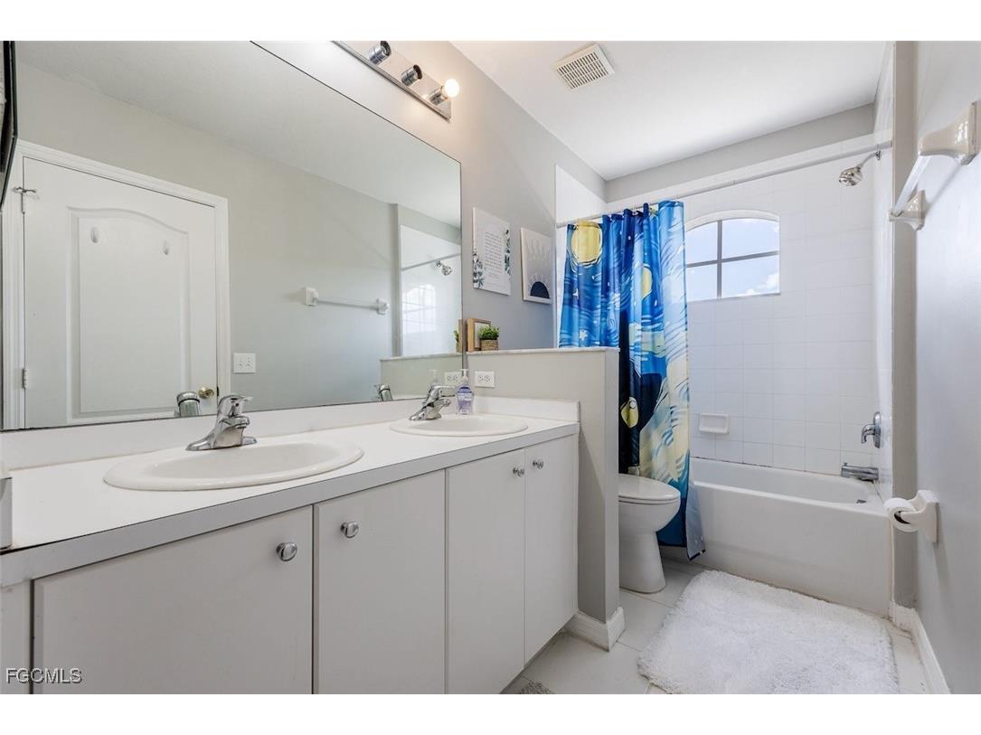 1338 Weeping Willow Court Cape Coral FL 33909 2026000920 image23