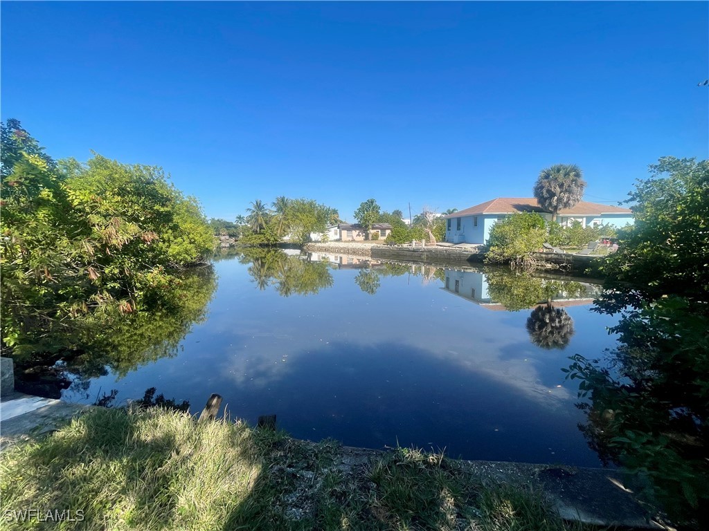 1339 5th Avenue N Naples FL 34102 225084360 image1