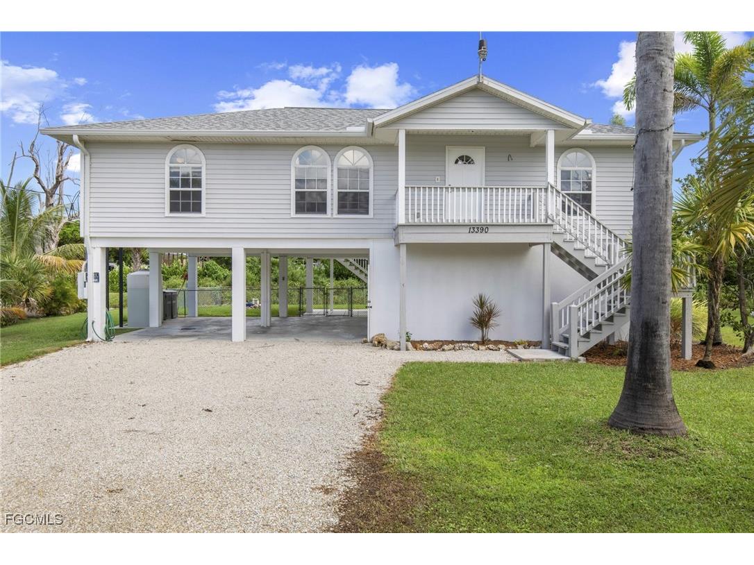 13390 Almond Drive Fort Myers FL 33908 2025008401 image1