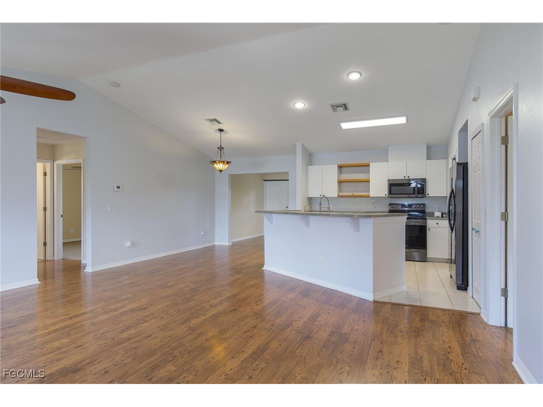 13390 Almond Drive Fort Myers FL 33908 2025008401 image10